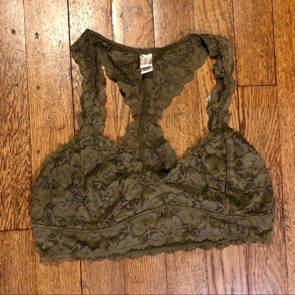 Lace racer-back bralette